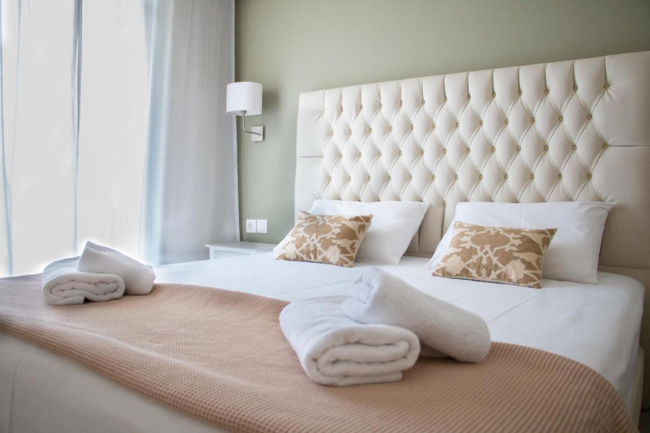 Helen Hotel Порос Экстерьер фото